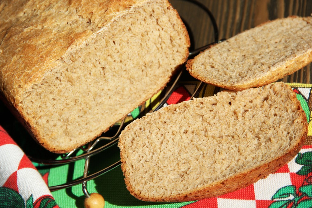Цельнозерновой хлеб на кефире в духовке. Хлеб кефирный Черемушки.