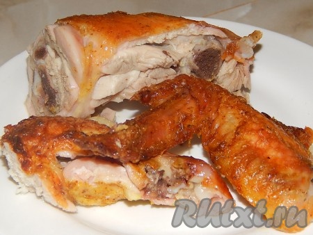 Нарезаем и угощаем родных и близких нежным, аппетитным куриным мясом.
