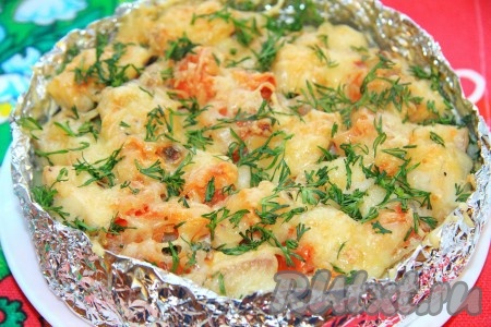 Филе тилапии, запеченное с картофелем