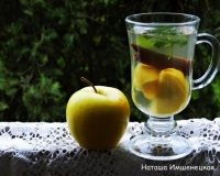 Напиток из яблока и корицы