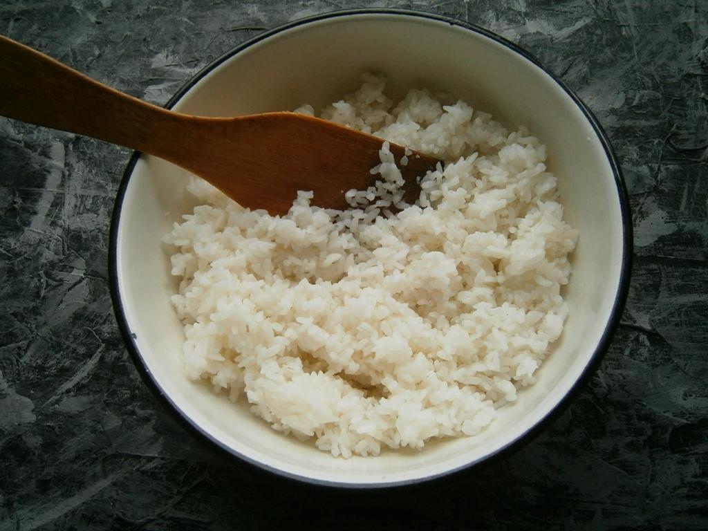 Легкий рис для суши — 3 способа (рисоварка, мультиварка, плита)